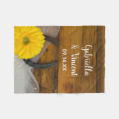 Yellow Daisy und Horseshoe Country Western Wedding Fleecedecke (Vorderseite (Horizontal))