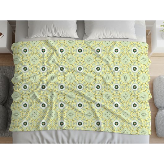 Yellow decorative geometric patterned fleecedecke