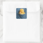Yellow Duckling In a T-shirt Pocket Quadratischer Aufkleber (Tasche)