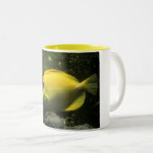 YELLOW FISH TASSE (VorderseiteRechts)