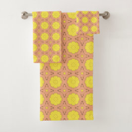 Yellow floral geometric patterned badhandtuch set
