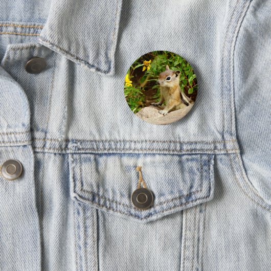 Yellow Flowers Chipmunk Button (Beispiel)
