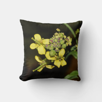 Yellow Flowers on Throw Pillow Kissen