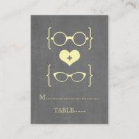 Yellow Geeky Glasses Chalkboard Platzkarten