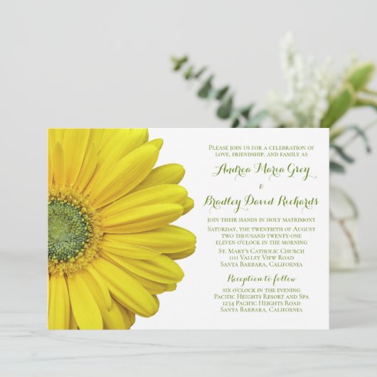 Yellow Gerbera Daisy Wedding Einladung (Stehend Vorderseite)