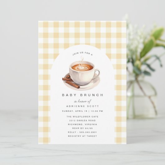 Yellow Gingham | Kaffee Baby Dusche Brunch Einladung (Stehend Vorderseite)