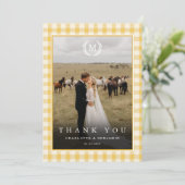 Yellow Gingham Monogram Wappen 2 Foto Dankeskarte (Stehend Vorderseite)