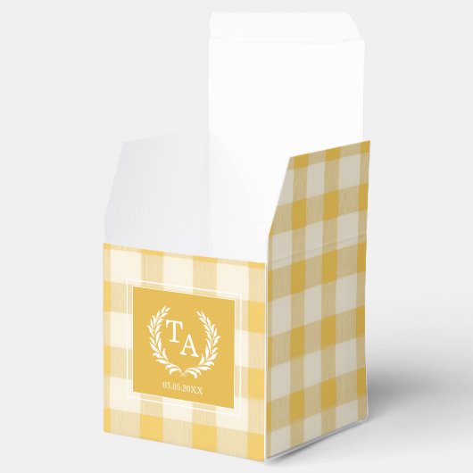 Yellow Gingham Monogram Wappen Geschenkschachtel (Geöffnet)
