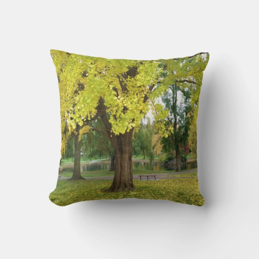 Yellow Gingko Tree Kissen (Vorderseite)