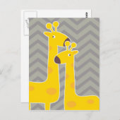 Yellow giraffe on zigzag chevron - Grey Postkarte (Vorne/Hinten)