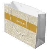 Yellow Gold Geometric White Monogram Name Große Geschenktüte (Rückseite Schrägansicht)