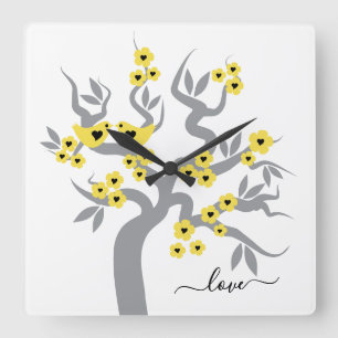 Yellow , gray Love birds cherry tree & blossoms Quadratische Wanduhr