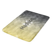 Yellow Grey Cool Ombre Geometric pattern Monogram Badematte (Schrägansicht)