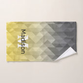 Yellow Grey Cool Ombre Geometric pattern Monogram Handtuch (Handtuch)