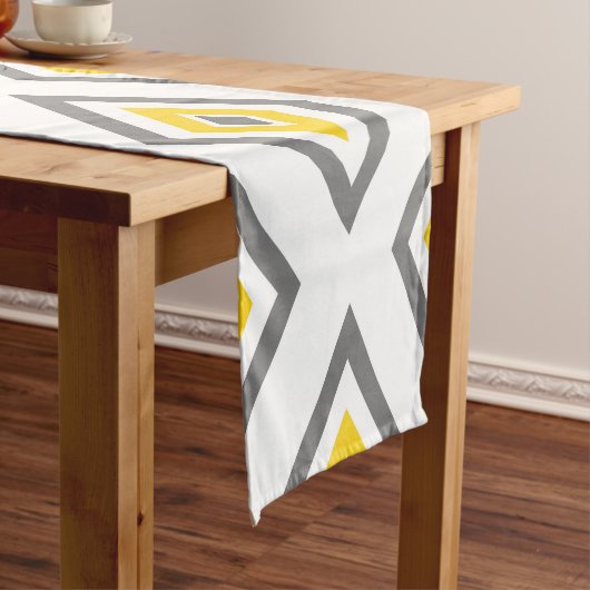 Yellow Grey White Diamond Geometric Pattern Kurzer Tischläufer (Beispiel)