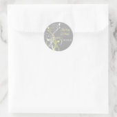 Yellow Grey White Floral 1,5" Hochzeitsaufkleber Runder Aufkleber (Tasche)