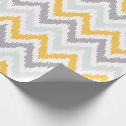 Yellow Grey Zigzags Ikat Pattern Geschenkpapier (Ecke)