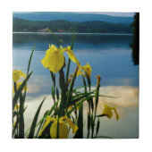 Yellow Iris am Lake Shore Fliese (Vorderseite)