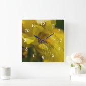 Yellow Iris Bean Wall Clock Quadratische Wanduhr (Zuhause)