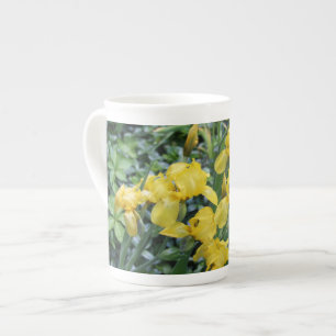 Yellow Iris Garden Bone China Tasse