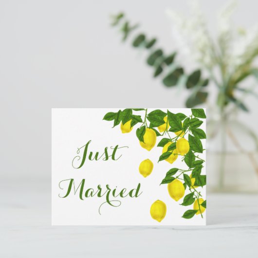 Yellow Just Married Lemon Green Wedrus Citrus Ankündigungspostkarte (Stehend Vorderseite)