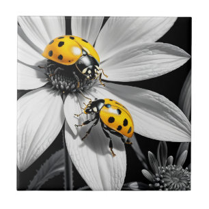 Yellow Ladybugs Käfer auf Schwarz-weißer Blume Fliese