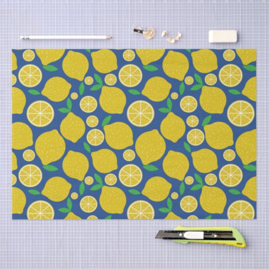 Yellow Lemon Citrus Muster auf Blue Seidenpapier (Handwerk)