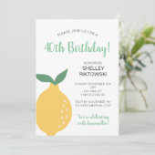 Yellow Lemon Limoncello Frauen zum Geburtstag Einladung (Stehend Vorderseite)