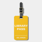Yellow Library Pass School Hall Pass für Lehrer Gepäckanhänger (Vorderseite vertikal)