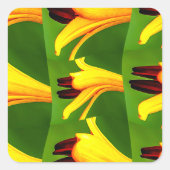 Yellow Lilies Pattern Quadratischer Aufkleber (Vorderseite)