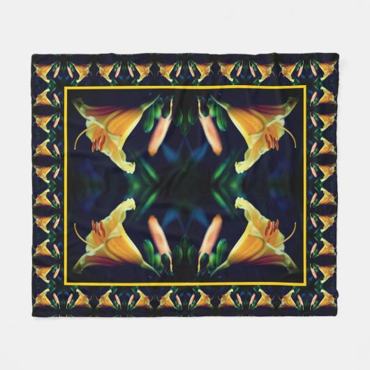Yellow Lily Flower Abstract Art Fleecedecke (Vorderseite (Horizontal))