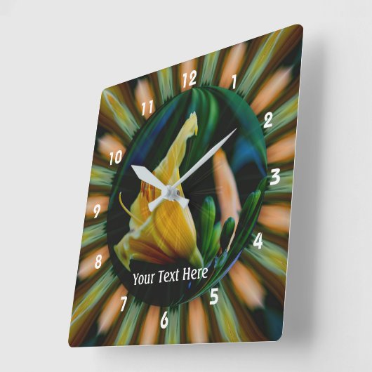 Yellow Lily Flower Abstract Art Quadratische Wanduhr (Winkel)