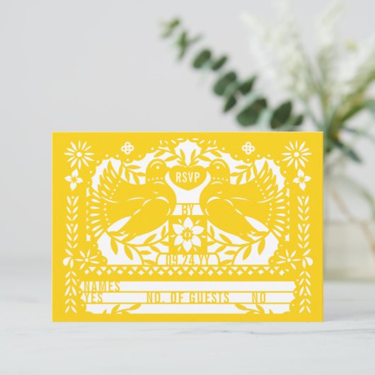 Yellow Mexican Fantail Doves Papado Picado RSVP Karte (Stehend Vorderseite)