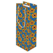 Yellow Orange Flowers Pattern Geschenktüte Für Weinflaschen (Vorderseite Schrägansicht)