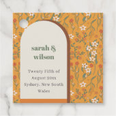 Yellow Orange Groovy Retro Arch Floral Wedding Geschenkanhänger (Vorderseite)