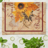 Yellow Orange Sunflower Bouquet Personalisiert Geschirrtuch (Gefaltet)