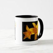 Yellow Orchid Tasse (VorderseiteRechts)
