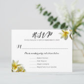 Yellow Plumeria Wedding Menu Cards Einladung (Stehend Vorderseite)
