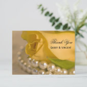 Yellow Rose and Pearls Wedding Flat Vielen Dank Dankeskarte (Stehend Vorderseite)