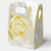 Yellow Rose Fevor Box Geschenkschachtel (Geöffnet)