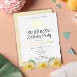 Yellow Rose Floral 60. Überraschung Geburtstagspar Folieneinladung<br><div class="desc">Yellow Rose Gold Foil Floral 60. Überraschung Geburtstagsparty Einladung für sie. Geburtstags-Einladung mit wunderschönen Gelbrosen und tropischen Blätter. Alter und Name sind Goldfolie - man kann sie in Silberfolie und Rose-Goldfolie umtauschen. Ideal für eine Frau,  die ihren sechzigsten Geburtstag feiert. Laden Sie für 60 Jahre Überraschung Geburtstagsparty.</div>