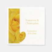 Yellow Rose Heart Design Wedding Serviette (Vorderseite)