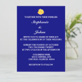 Yellow Rose Navy Blue Floral White Wedding Trendy Einladung (Stehend Vorderseite)