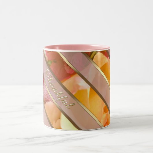 Yellow Rose Thankful Message Two-Tone Coffee Mug Zweifarbige Tasse (Mittel)