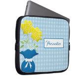 Yellow Roses Blue Vase Gingham Laptop Laptopschutzhülle (Vorne Rechts)