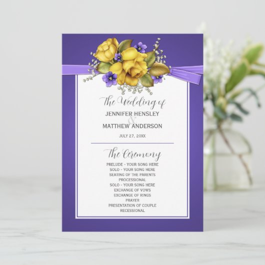 Yellow Roses Lila Violets Hochzeitsprogramm Einladung (Stehend Vorderseite)