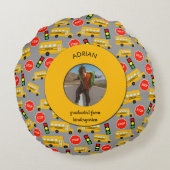 Yellow School Bus Kindergarten Abschluss Rundes Kissen (Rückseite)