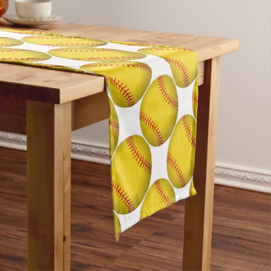Yellow Softball Kurzer Tischläufer (Beispiel)