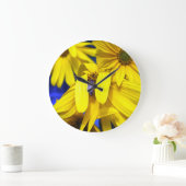 Yellow Sunflower, Blue Bee Wall Clock Große Wanduhr (Zuhause)