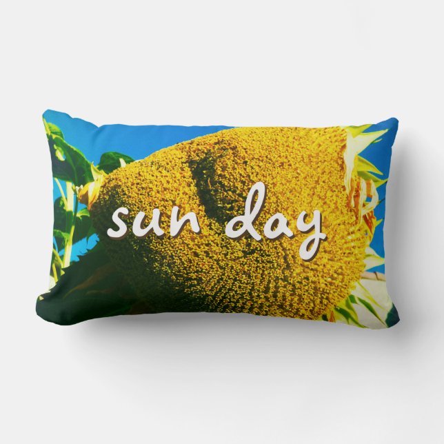 Yellow Sunflower Foto Sun Day Script Bold Modern Lendenkissen (Vorderseite)